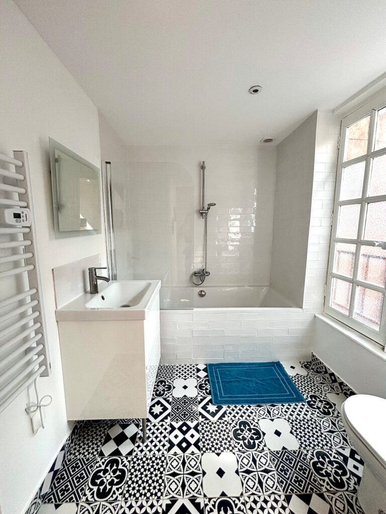 L’Altana à Montélimar — Salle de bain