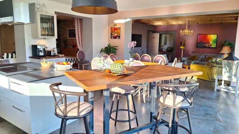 Domaine de la Françoise à Dieulefit — Espace repas