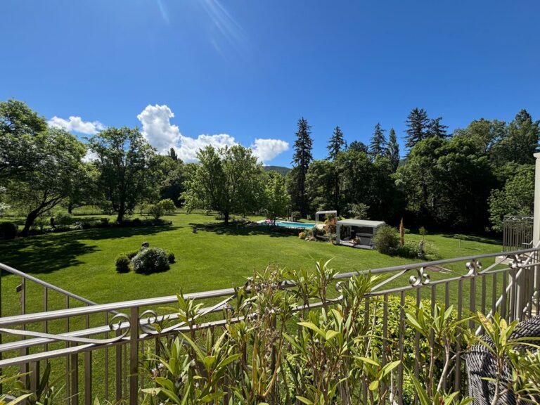Domaine de la Françoise à Dieulefit — Extérieur
