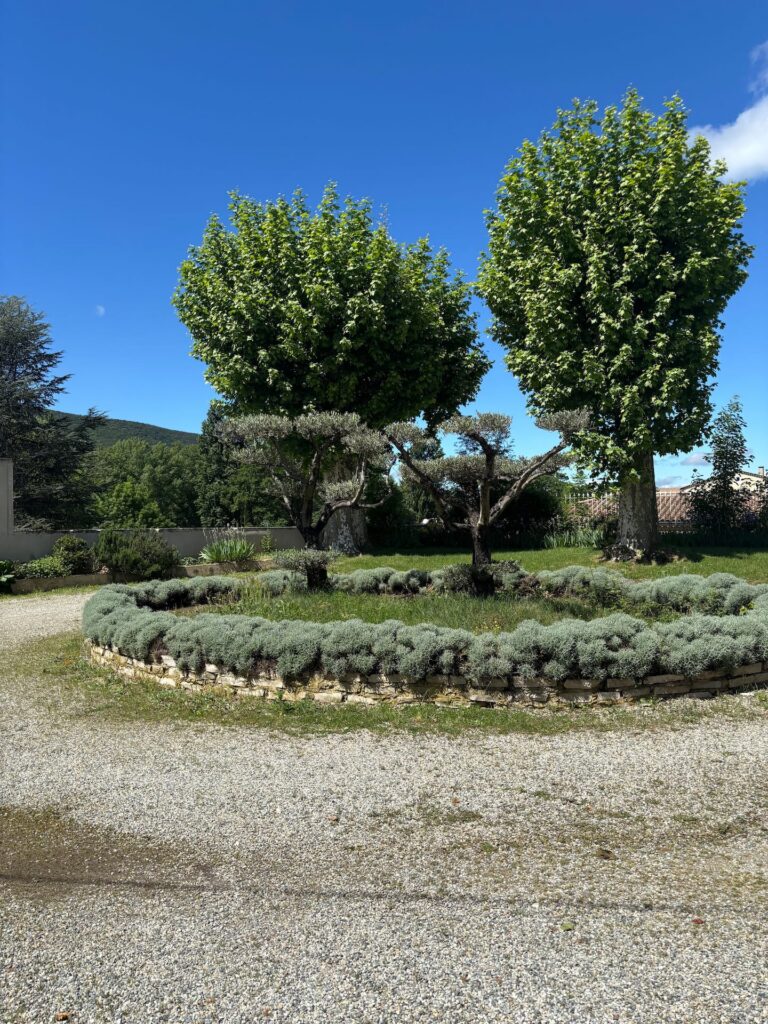 Domaine de la Françoise à Dieulefit — Extérieur
