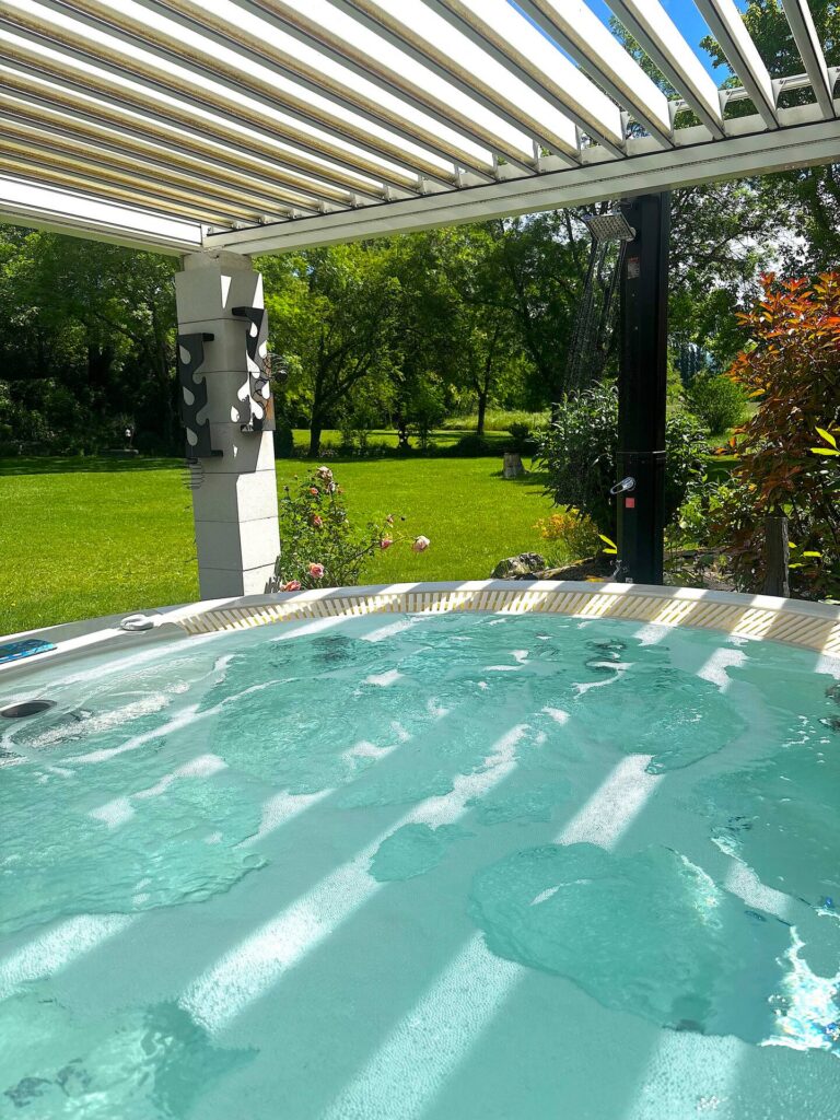 Domaine de la Françoise à Dieulefit — Jacuzzi