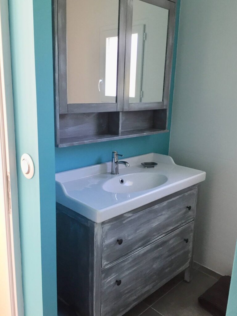 Le Jasmin à Ruoms — Salle de bain