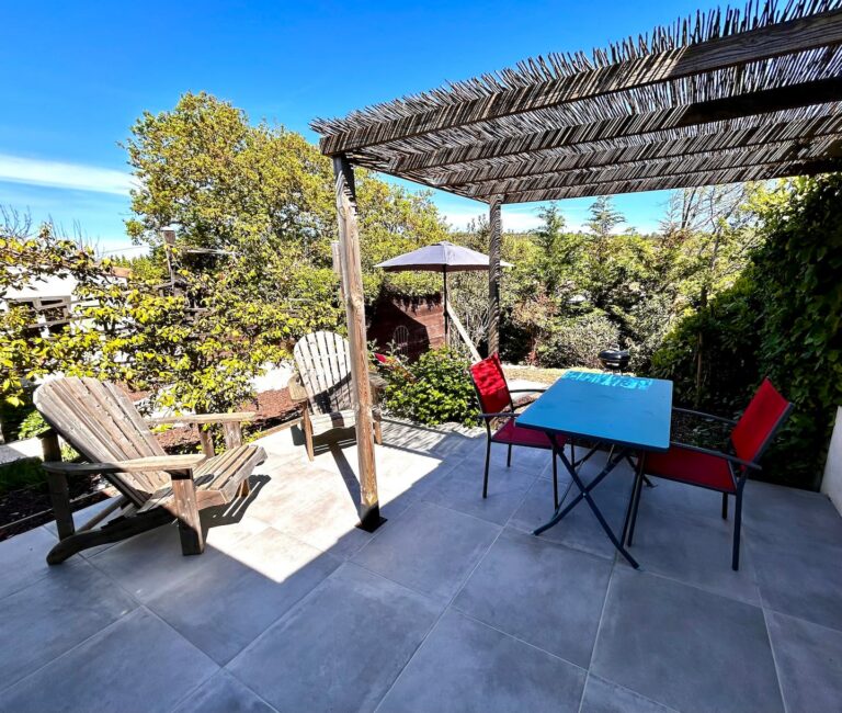 Le Jasmin à Ruoms — Terrasse 1