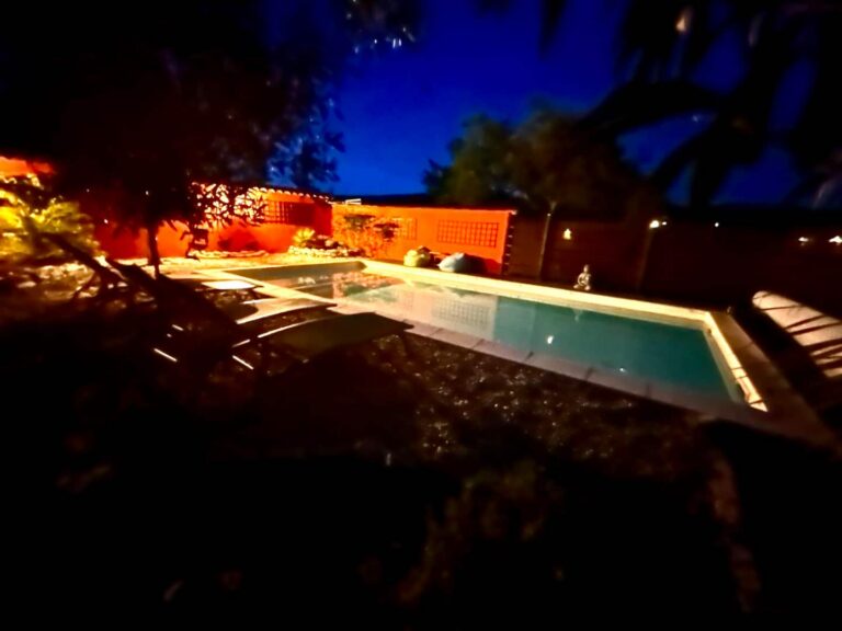 Le Jasmin à Ruoms — Piscine