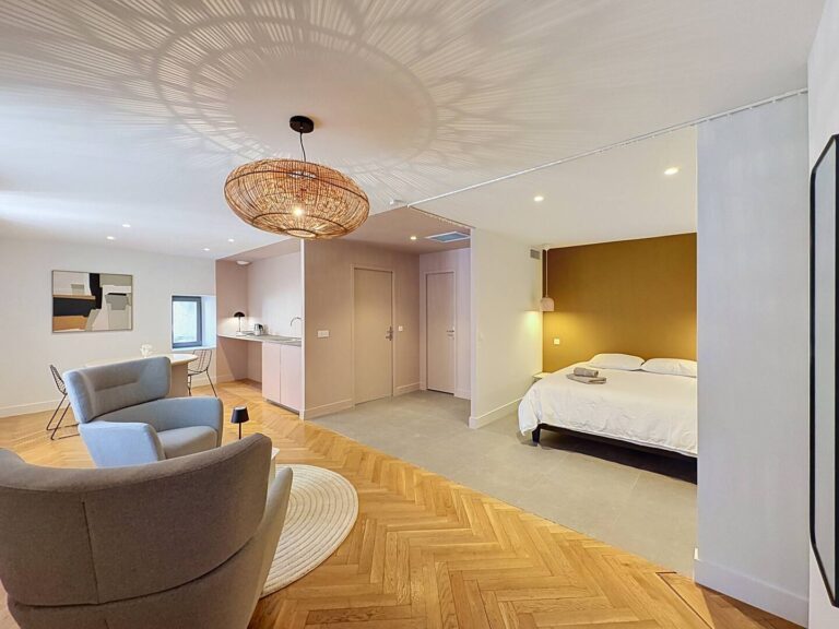 Maison 65 à Pierrelatte — Chambre 1