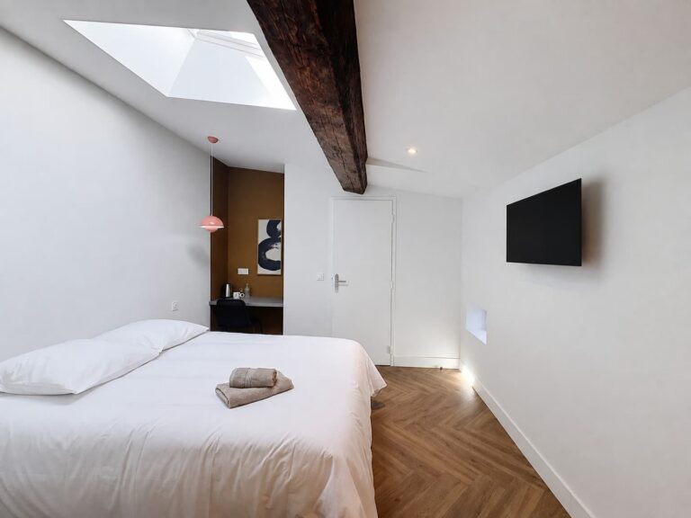 Maison 65 à Pierrelatte — Chambre 6