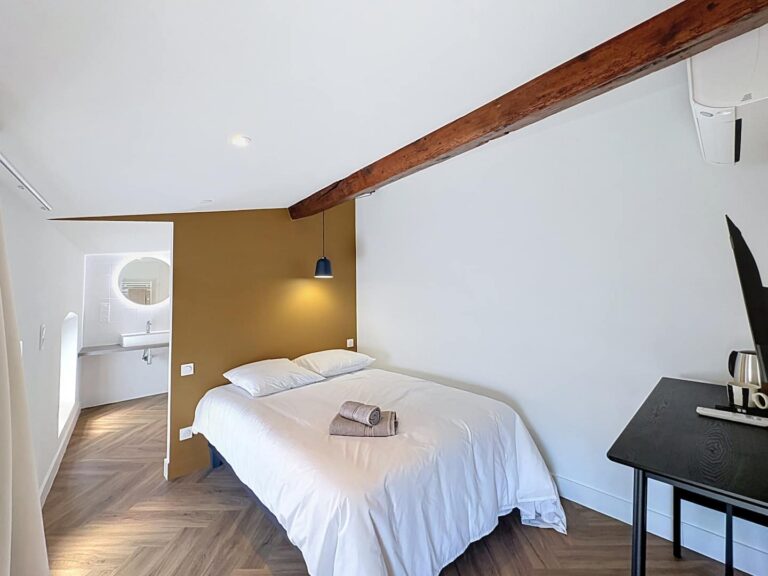 Maison 65 à Pierrelatte — Chambre 8