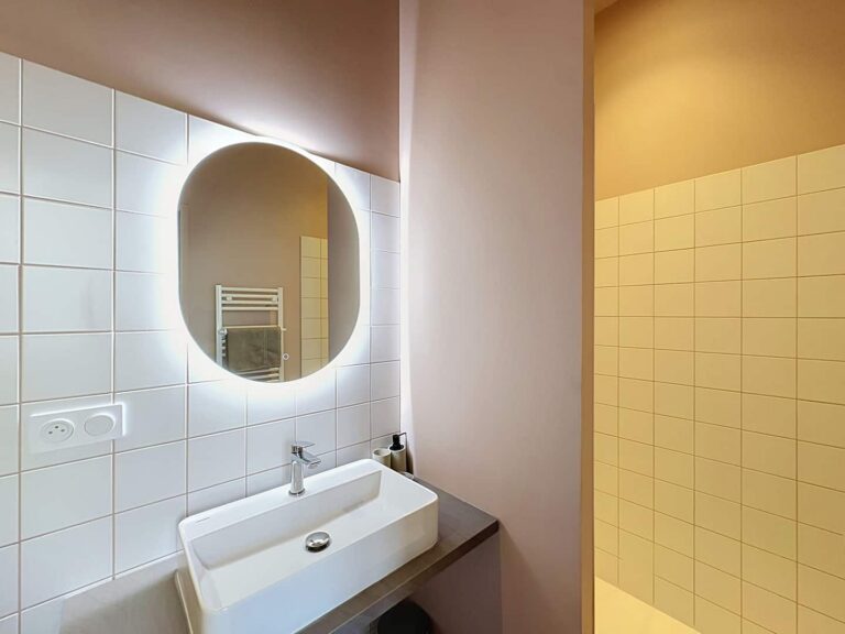 Maison 65 à Pierrelatte — Salle de bains entière 3