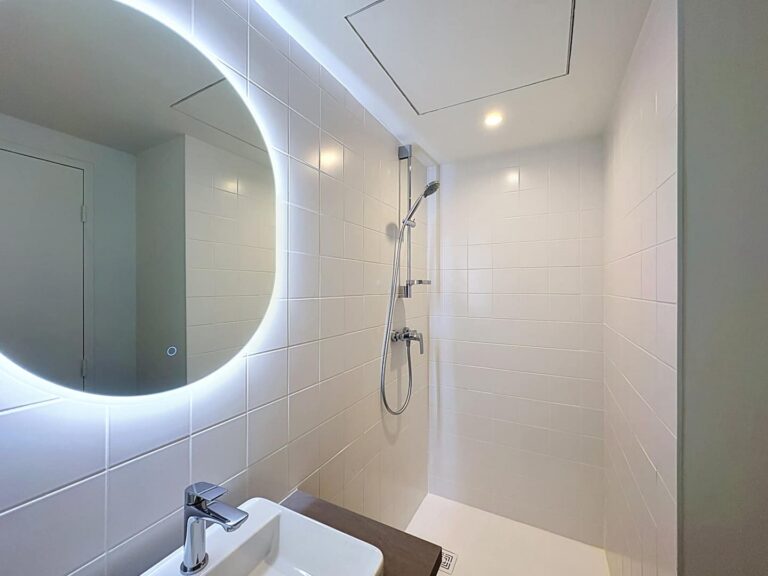 Maison 65 à Pierrelatte — Salle de bains entière 7