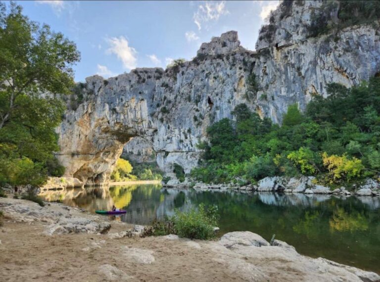 Le Mas Sainte Hélène à Vinezac — Les environs