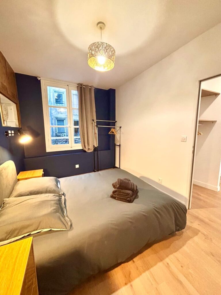 L’Urban Chic à Montélimar — Chambre 1